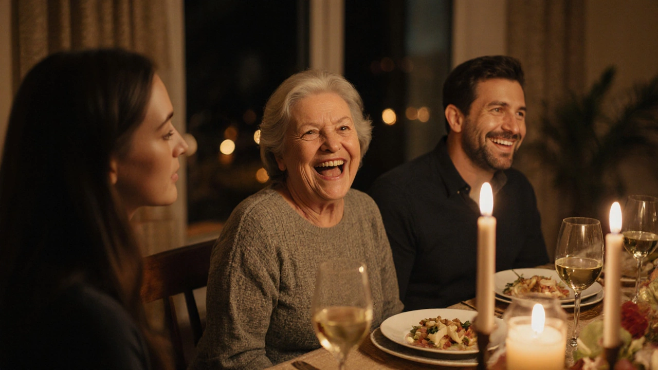 Žena se směje se svou rodinou při večeři, její úsměv je přirozený a bez obav.