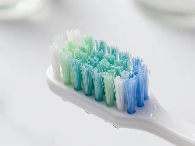 Jak vybrat správné Curaprox kartáčky pro celou rodinu: Kompletní průvodce